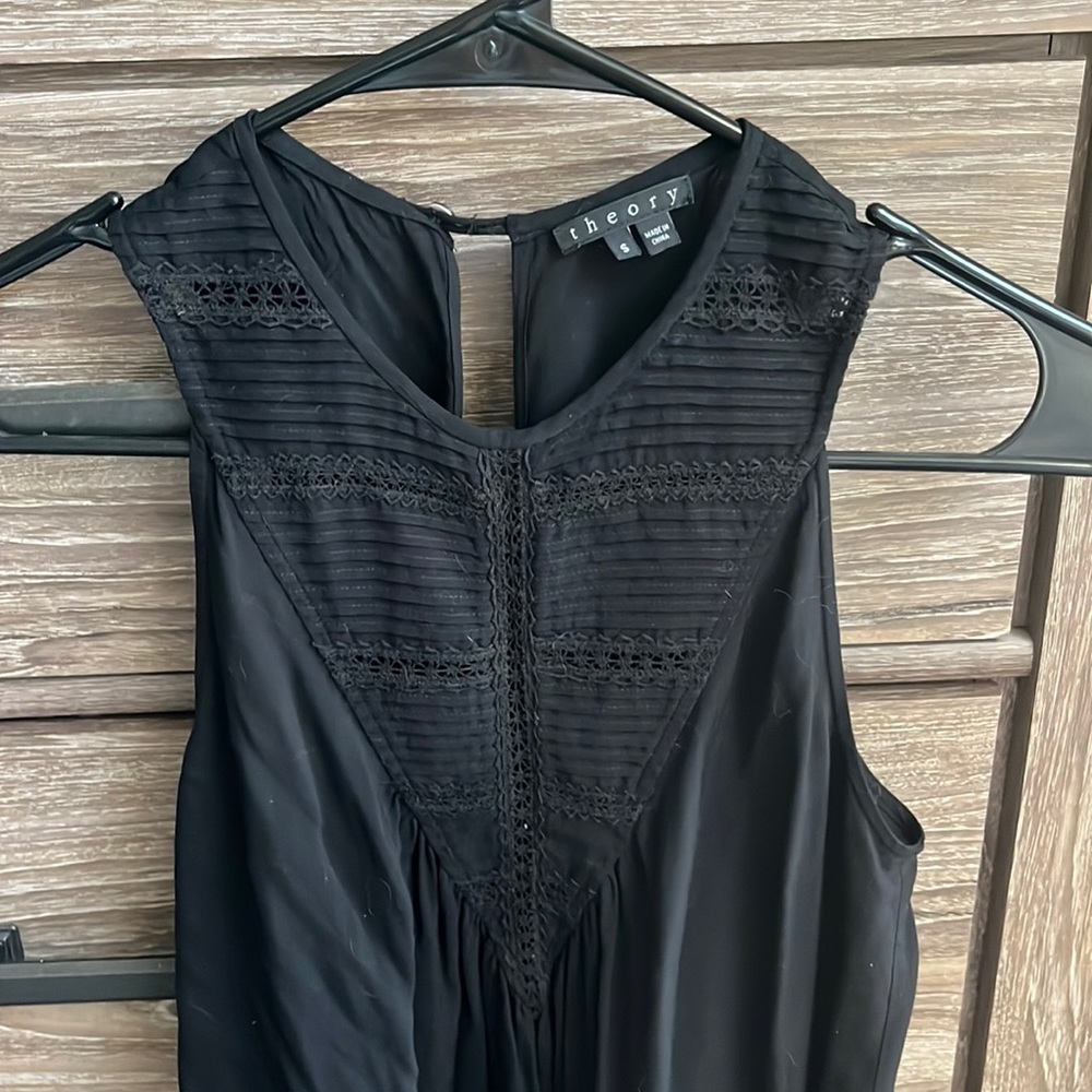 Black theory tank